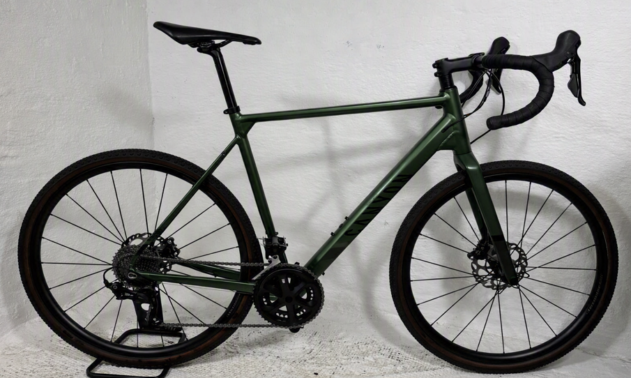 CANYON Green