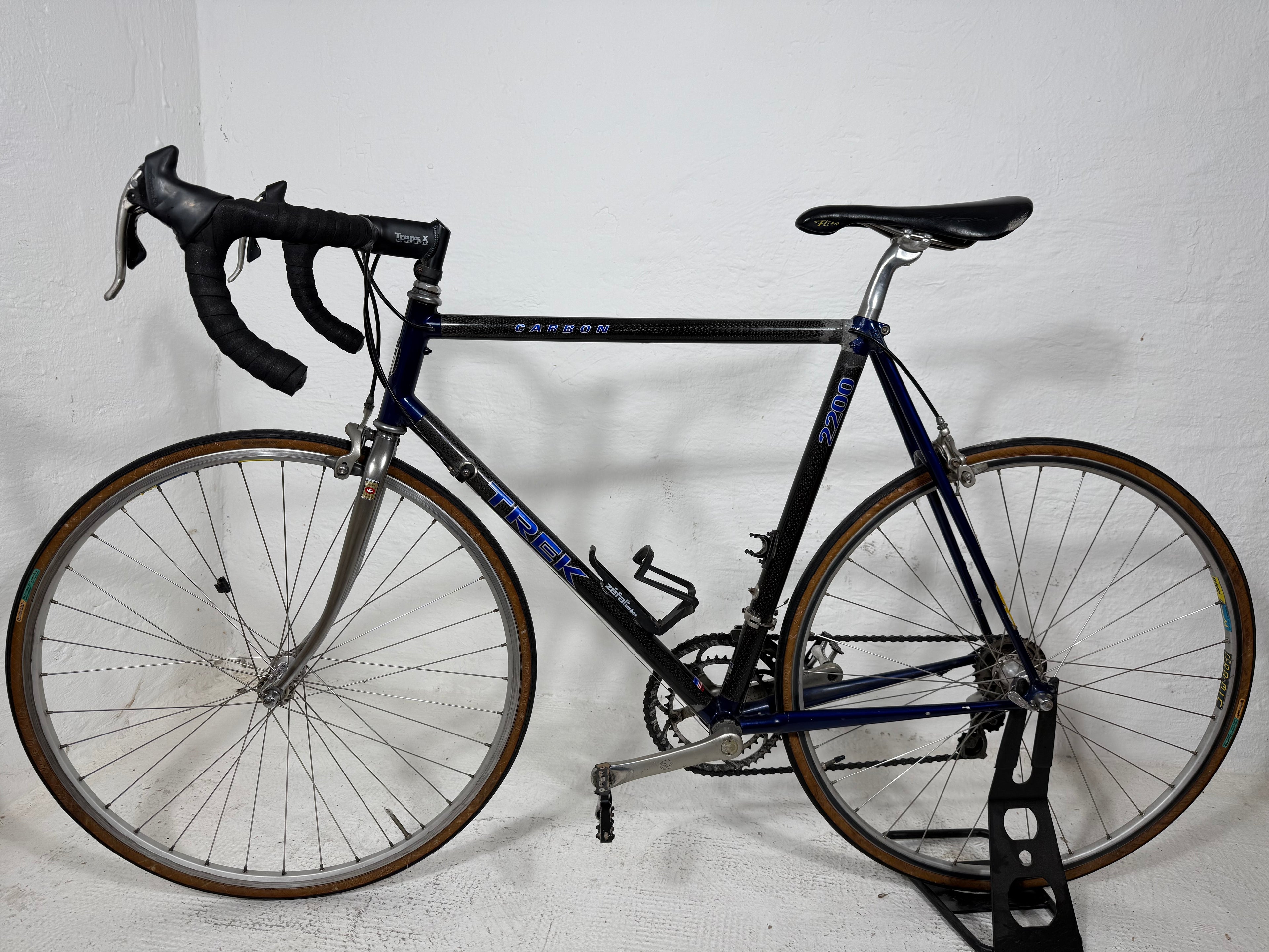 TREK 2200