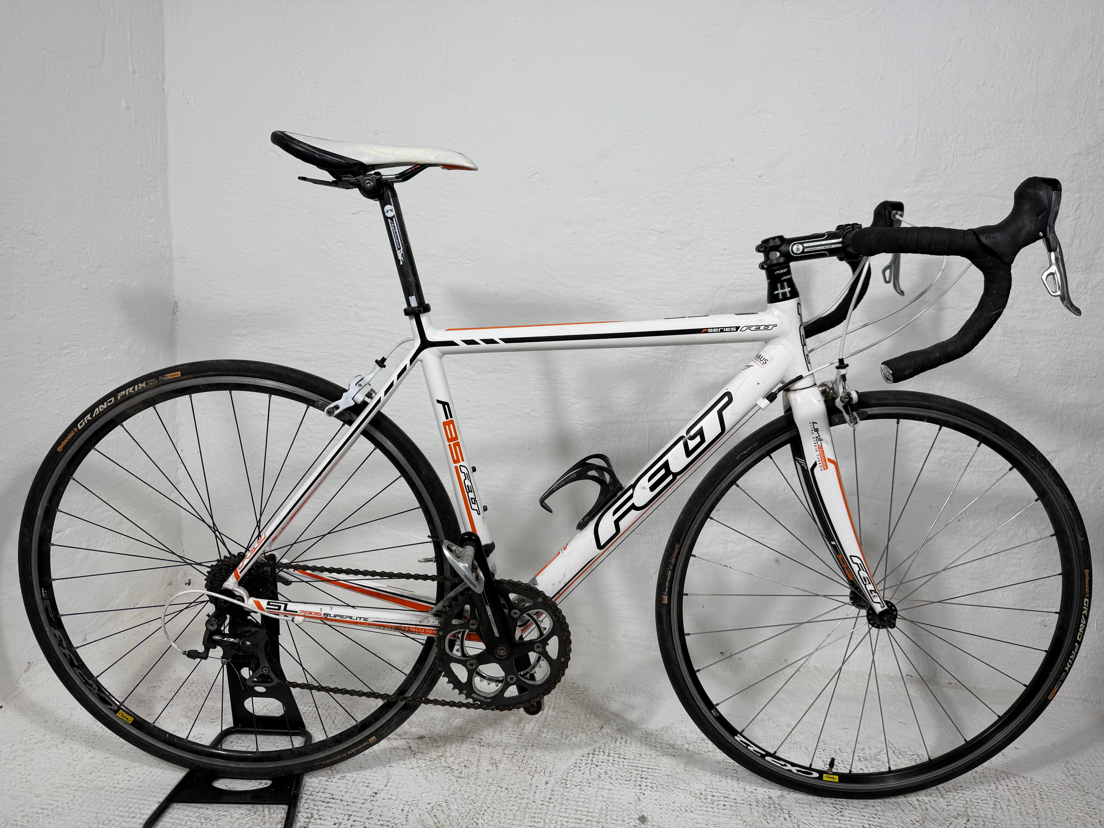 FELT F85