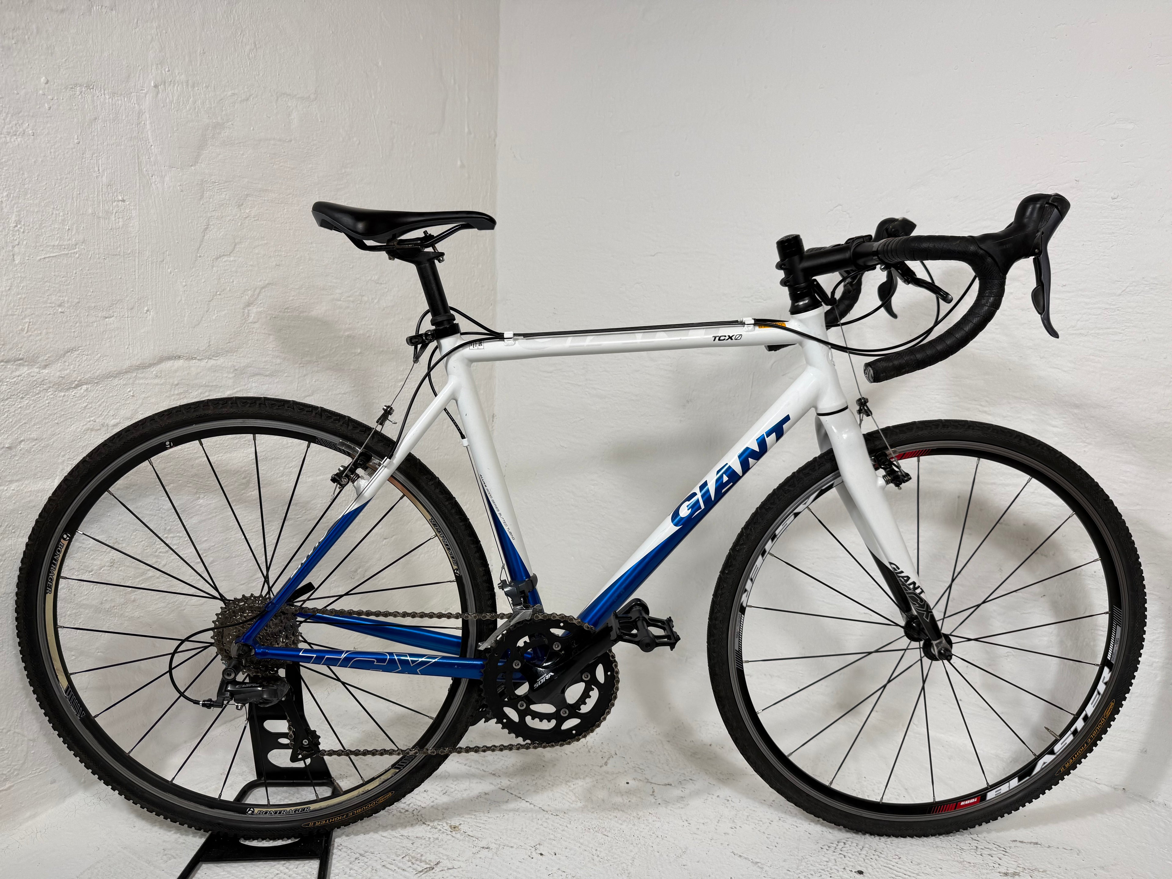 GIANT TCX