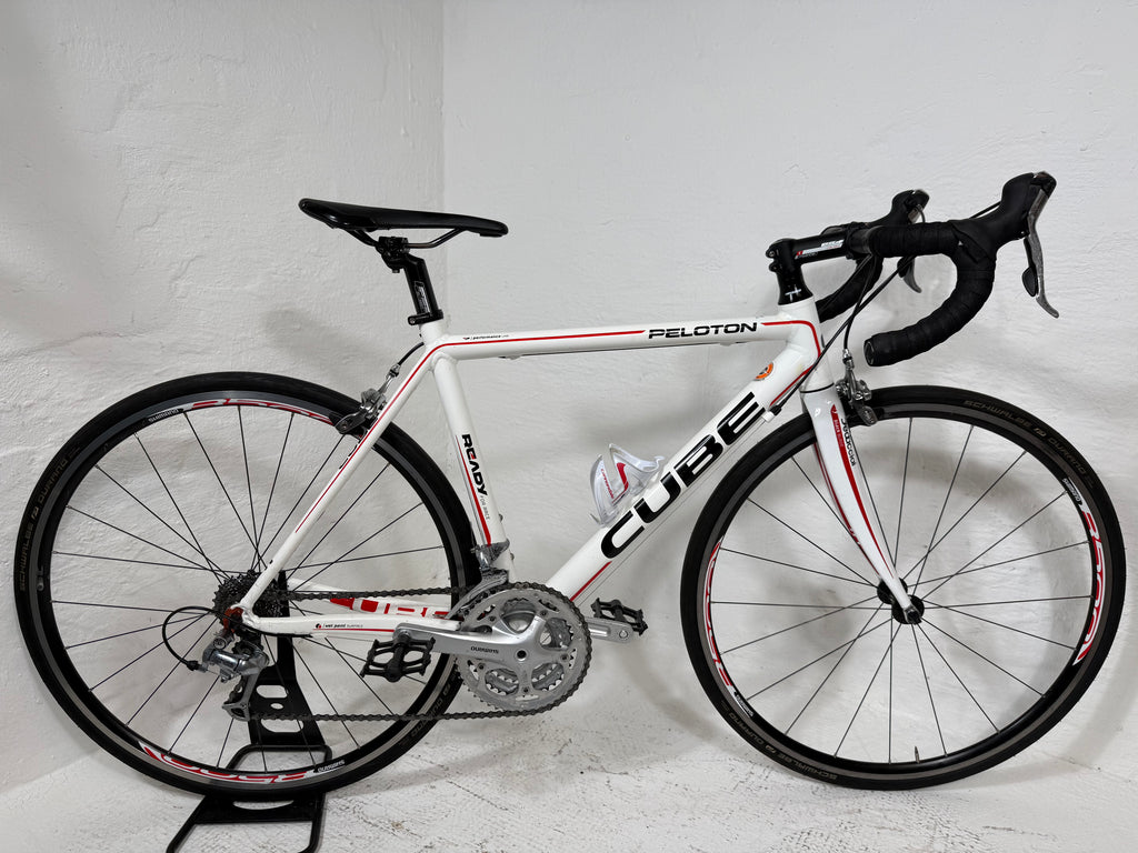 CUBE PELETON