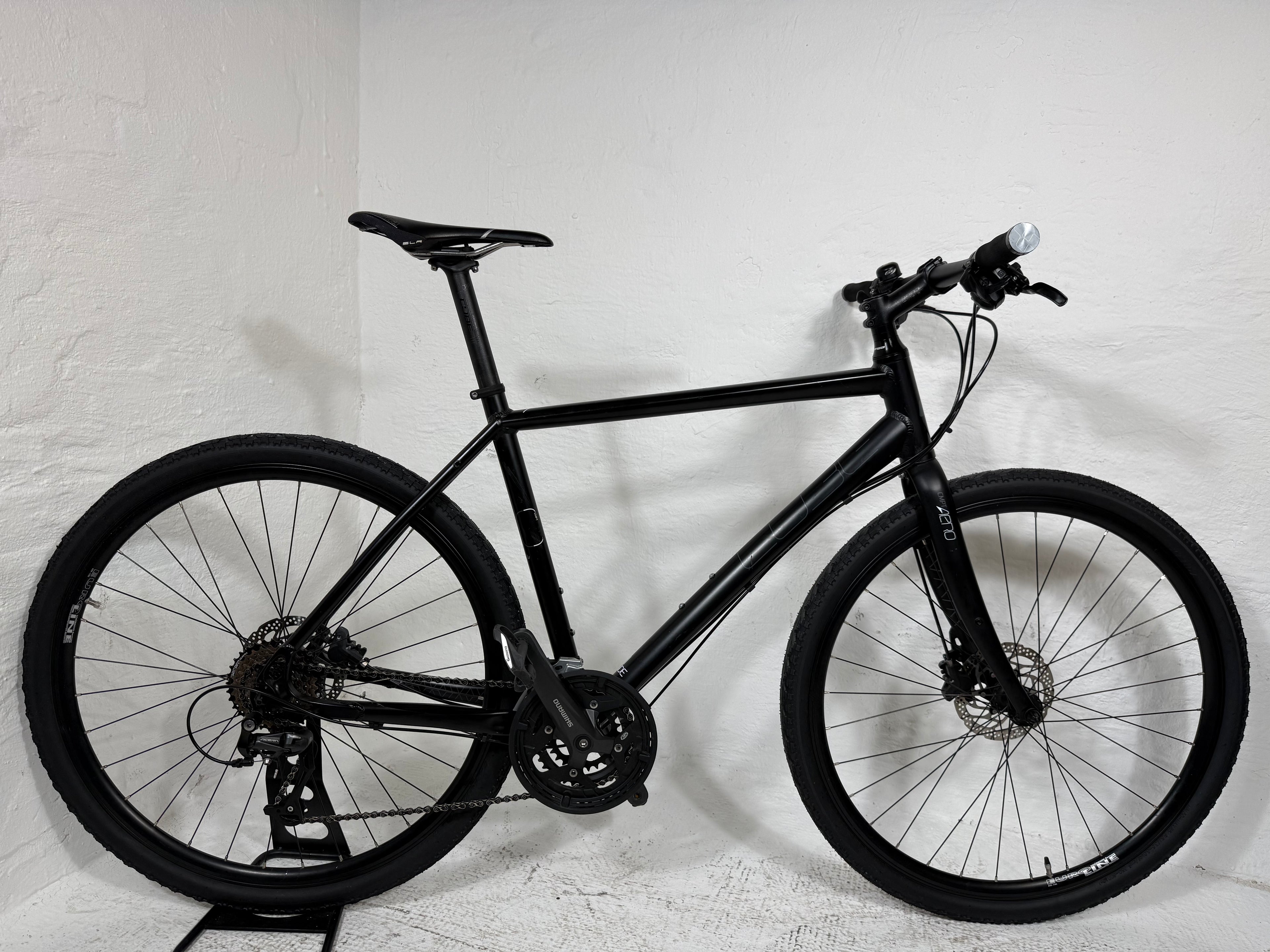 CUBE CMPT AERO