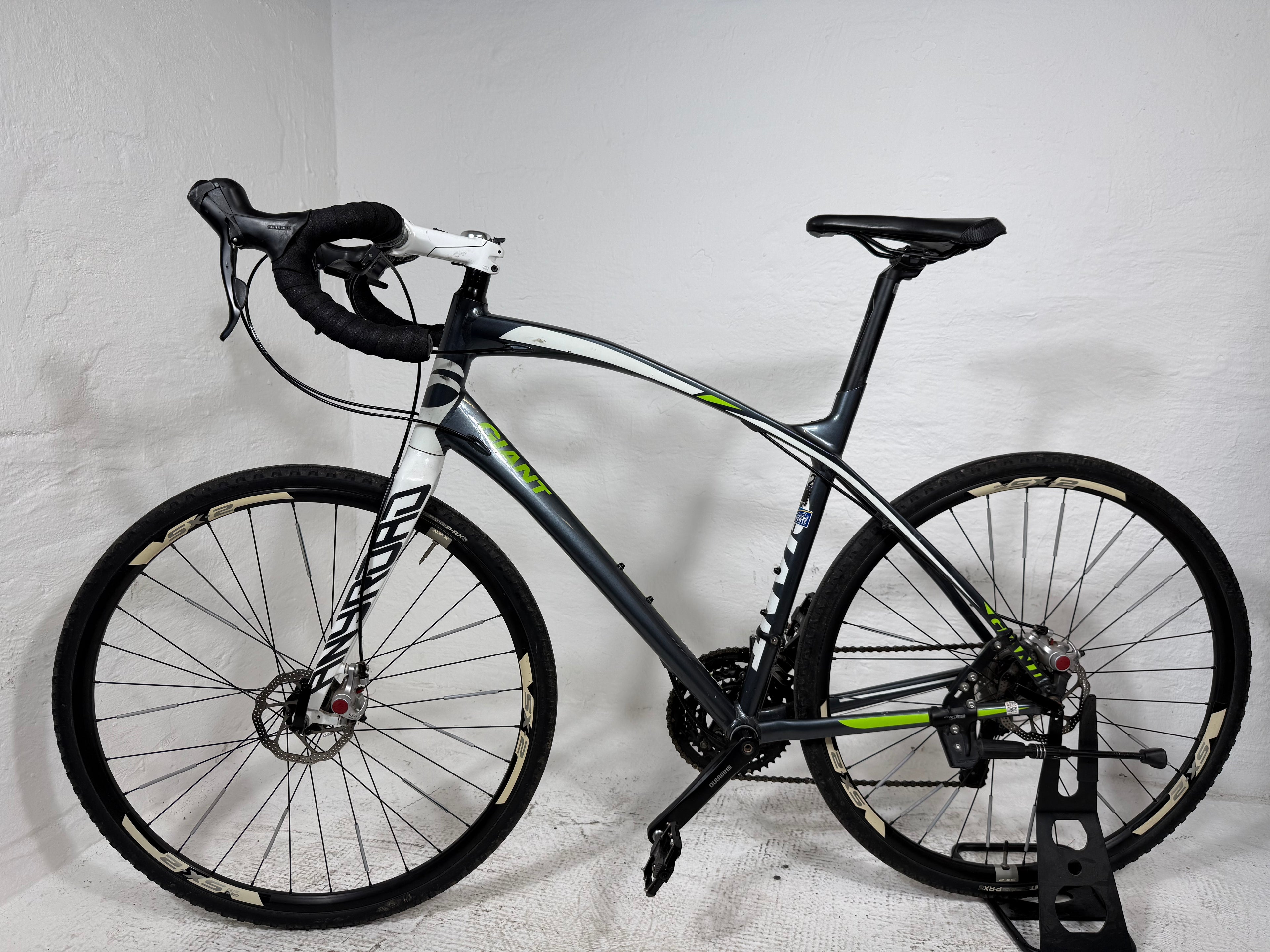 GIANT Anyroad