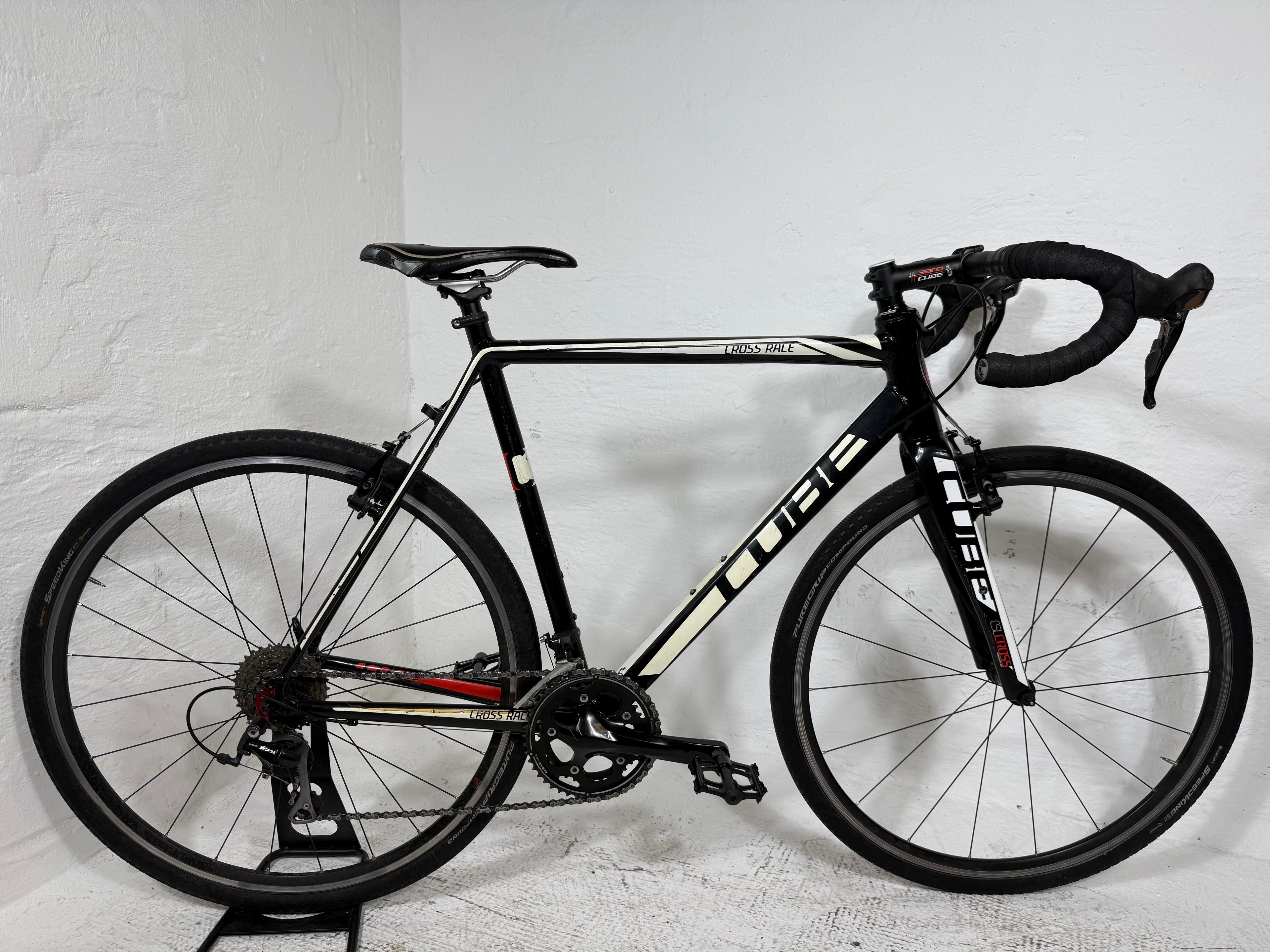 CUBE CROSS RACE