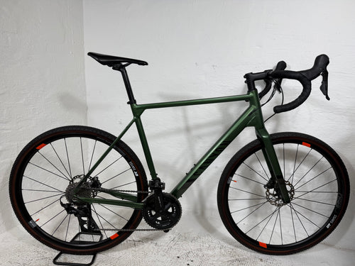 CANYON Green